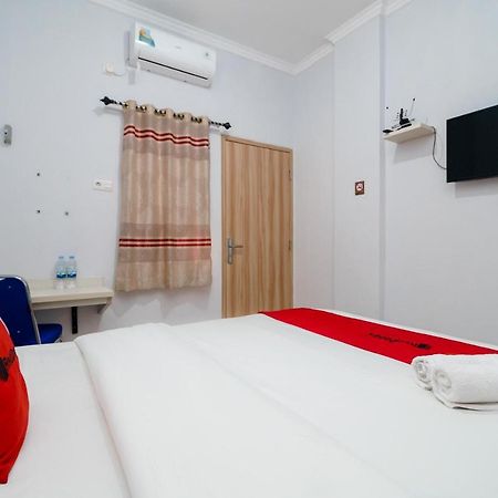 Reddoorz Syariah Near Stasiun Lrt Bumi Sriwijaya Hotell Palembang Eksteriør bilde